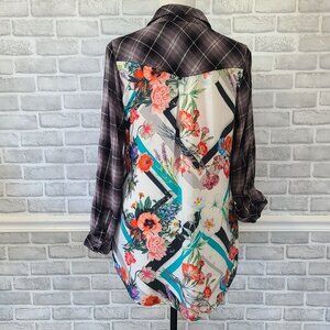 Tolani Collection Mixed Print Tunic Top Button Front Plaid Floral S Artsy